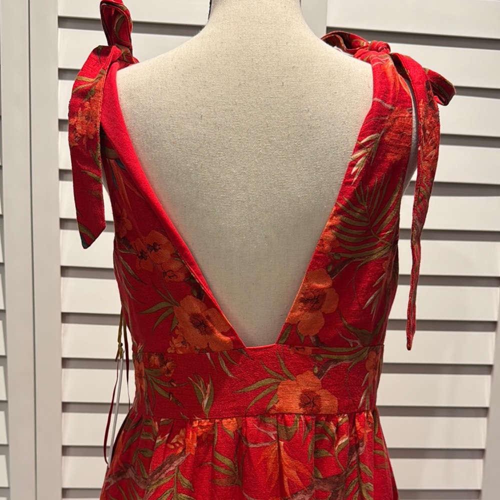 House of Harlow 1960 Colorful Tropical Maxi Sundress in a Rayon/linen blend - Picture 7 of 13
